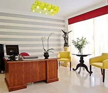 ** Pensjonat Hotel Abril Nerja Hiszpania